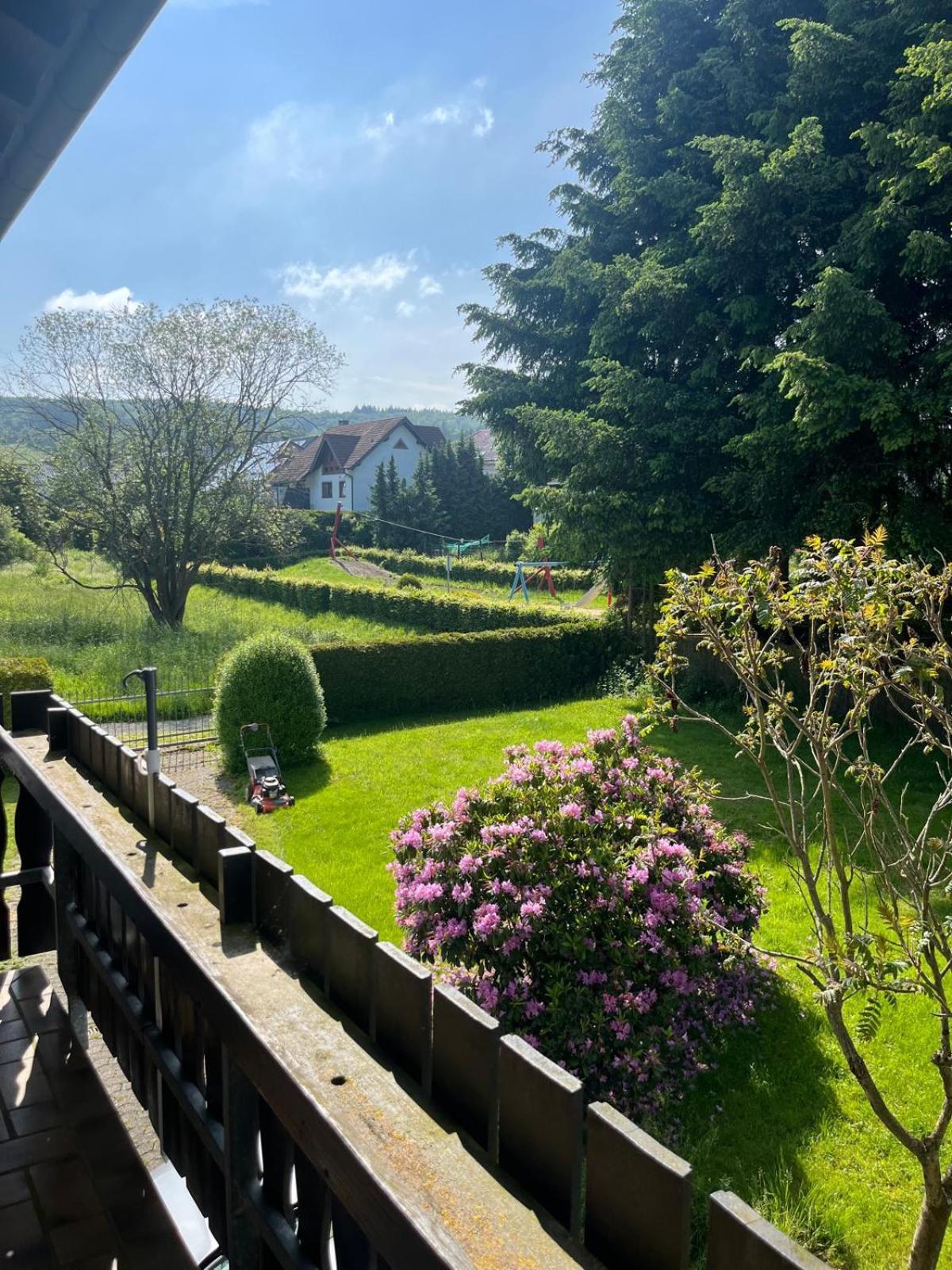 Fewo Hoheeifel, 1 Haus Mit 2 Apartments 5 Schlafzimmer In Kelberg Naehe Nuerburgring ภายนอก รูปภาพ