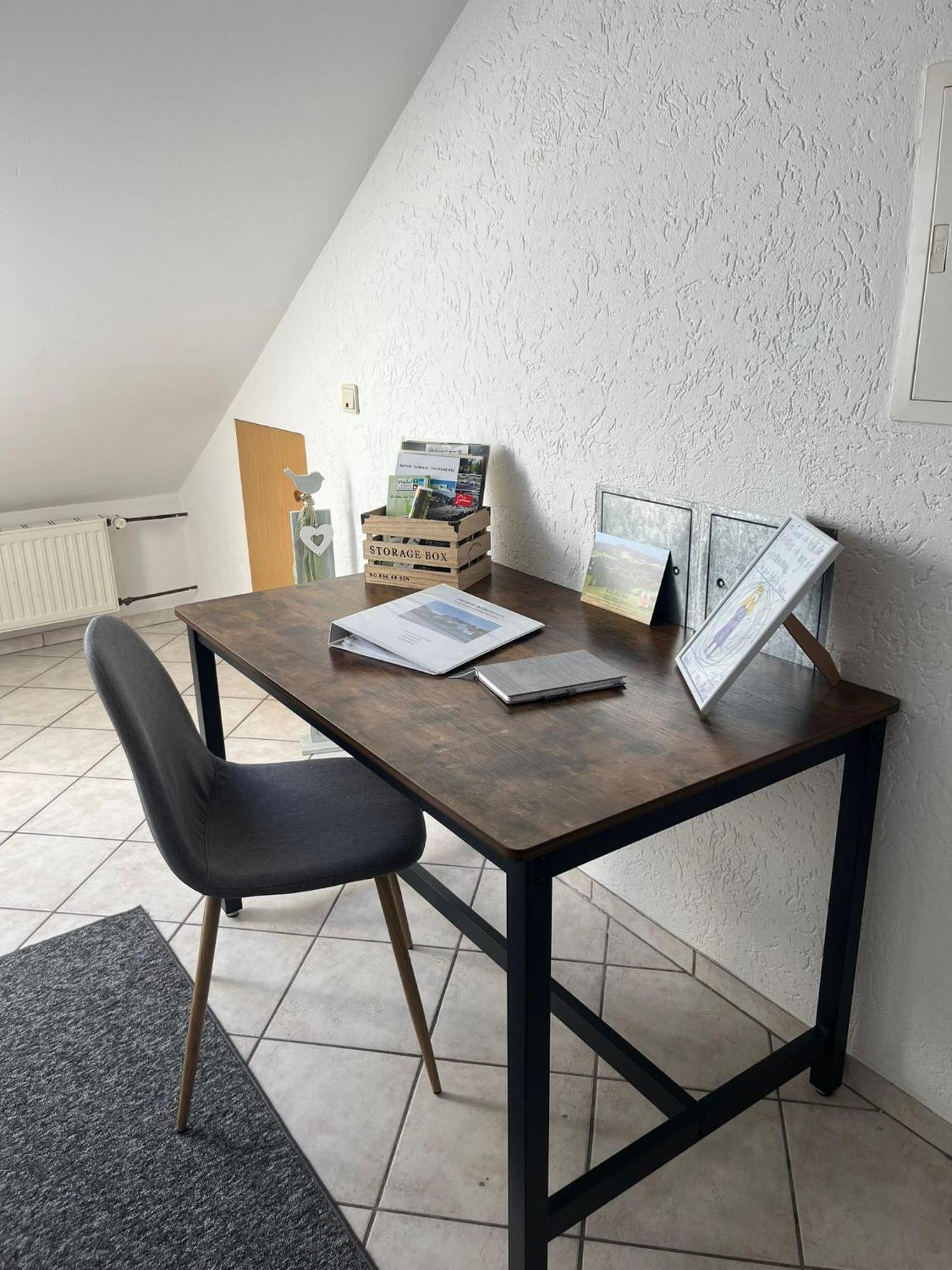 Fewo Hoheeifel, 1 Haus Mit 2 Apartments 5 Schlafzimmer In Kelberg Naehe Nuerburgring ภายนอก รูปภาพ